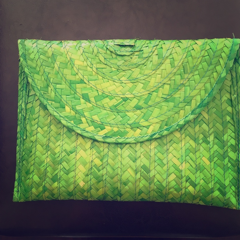 New Mexican clutches .